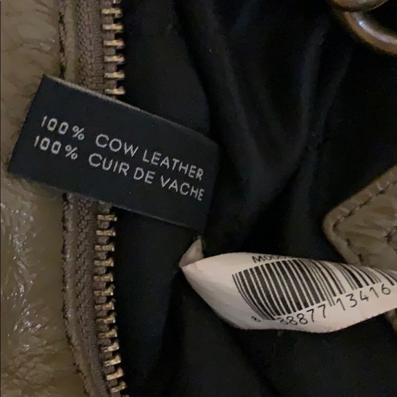 Marc by Marc Jacobs genuine leather  crossbody bag - Picture 8 of 9